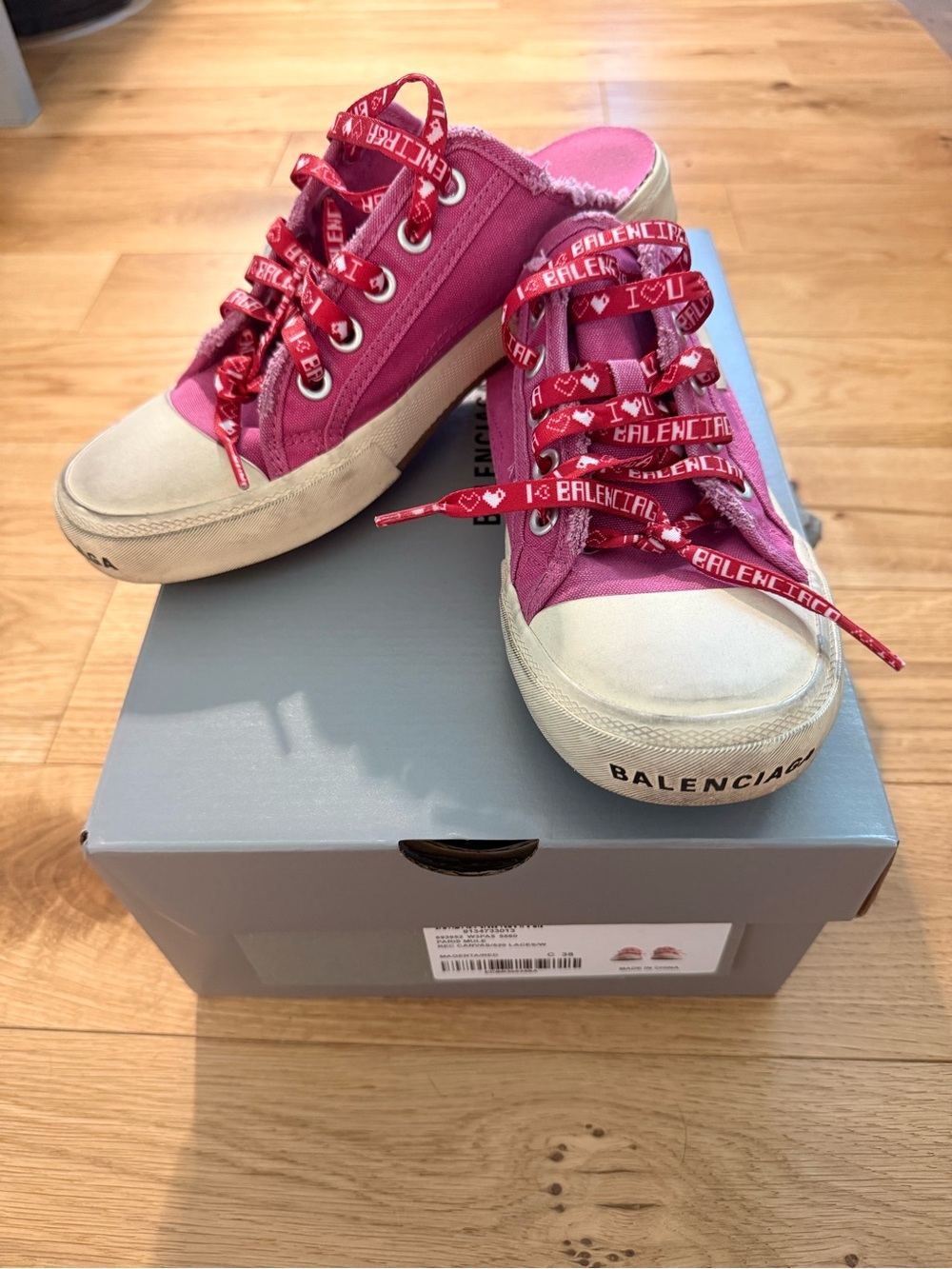 Balenciaga Paris sneakers